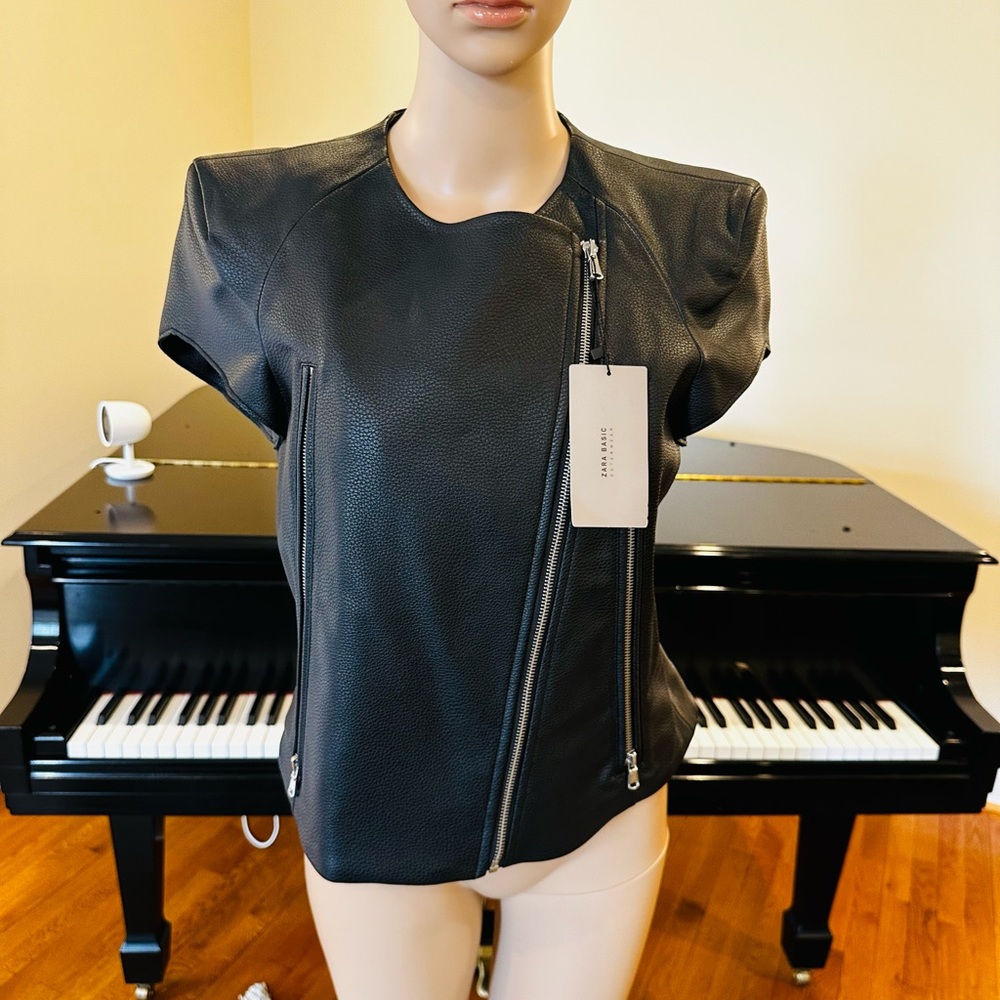 NWT RARE Minimalist Luxury Zara Short Sleeve Pebbled Faux Leather Moto Jacket - Picture 6 of 17
